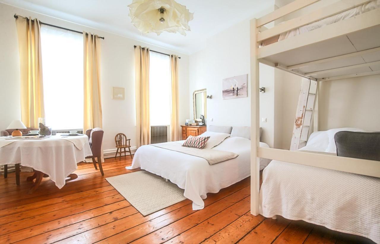 -- La Main A La Pate -- Bed and Breakfast Μπουλόν-Σιρ-Μερ Εξωτερικό φωτογραφία